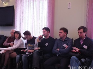 Андрей Ларин выступает на форуме с главой ЦБ по Саратовской области Зеленским Ю.Б.